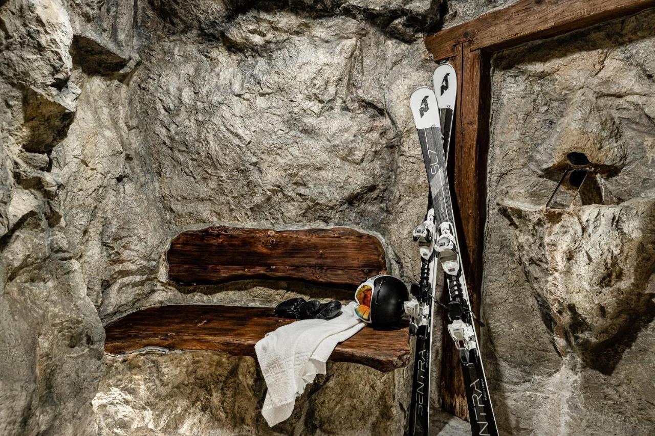 Savoy Dolomites Luxury & Spa Hotel Селва ди Вал Гардена Екстериор снимка